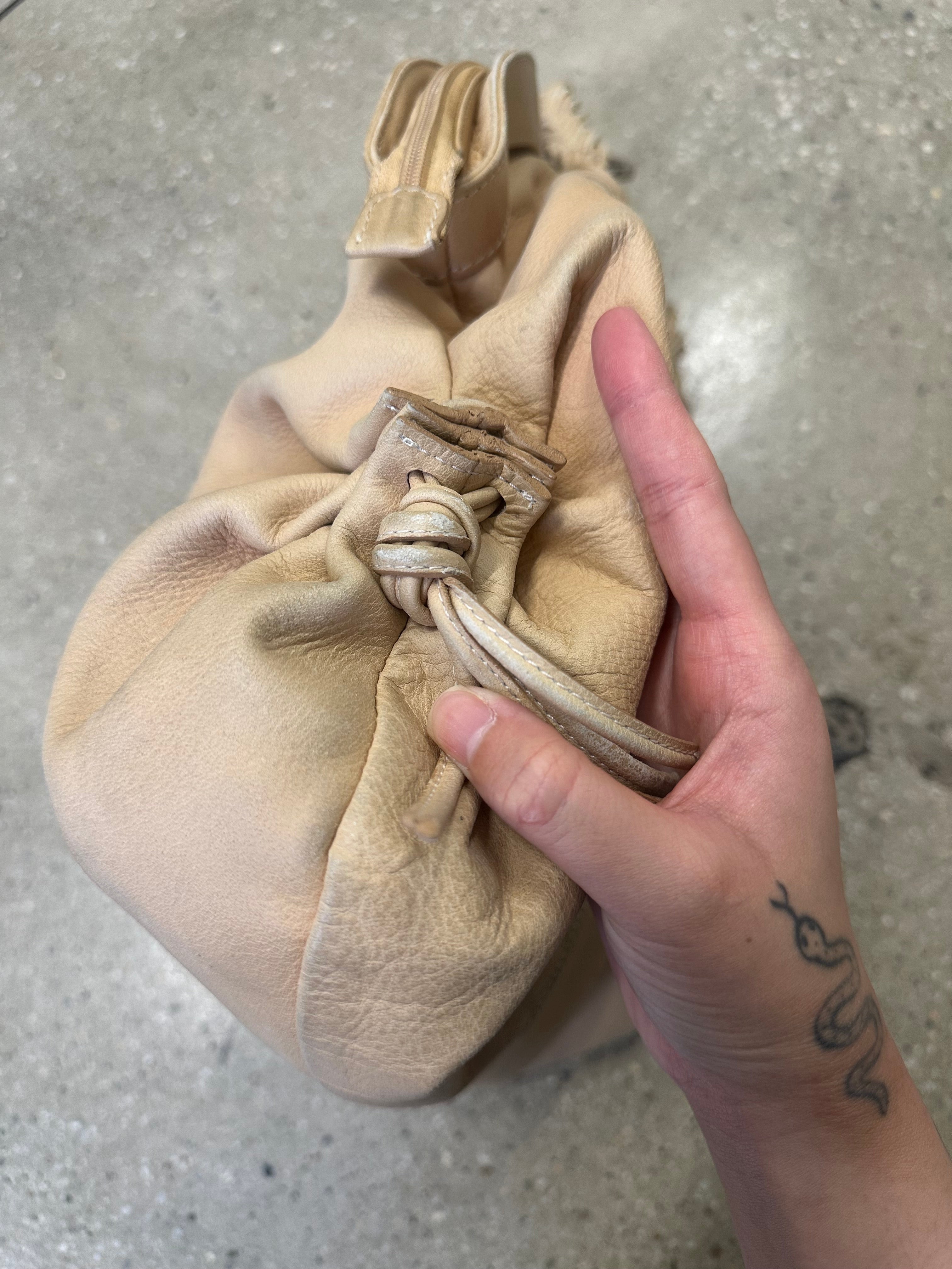 blumarine beige purse