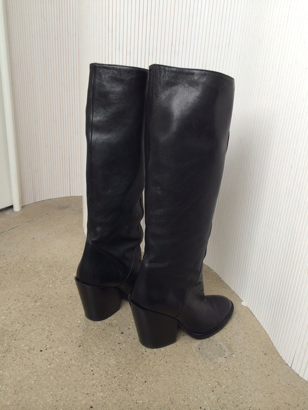 a.f. vandevorst black leather boots (38)
