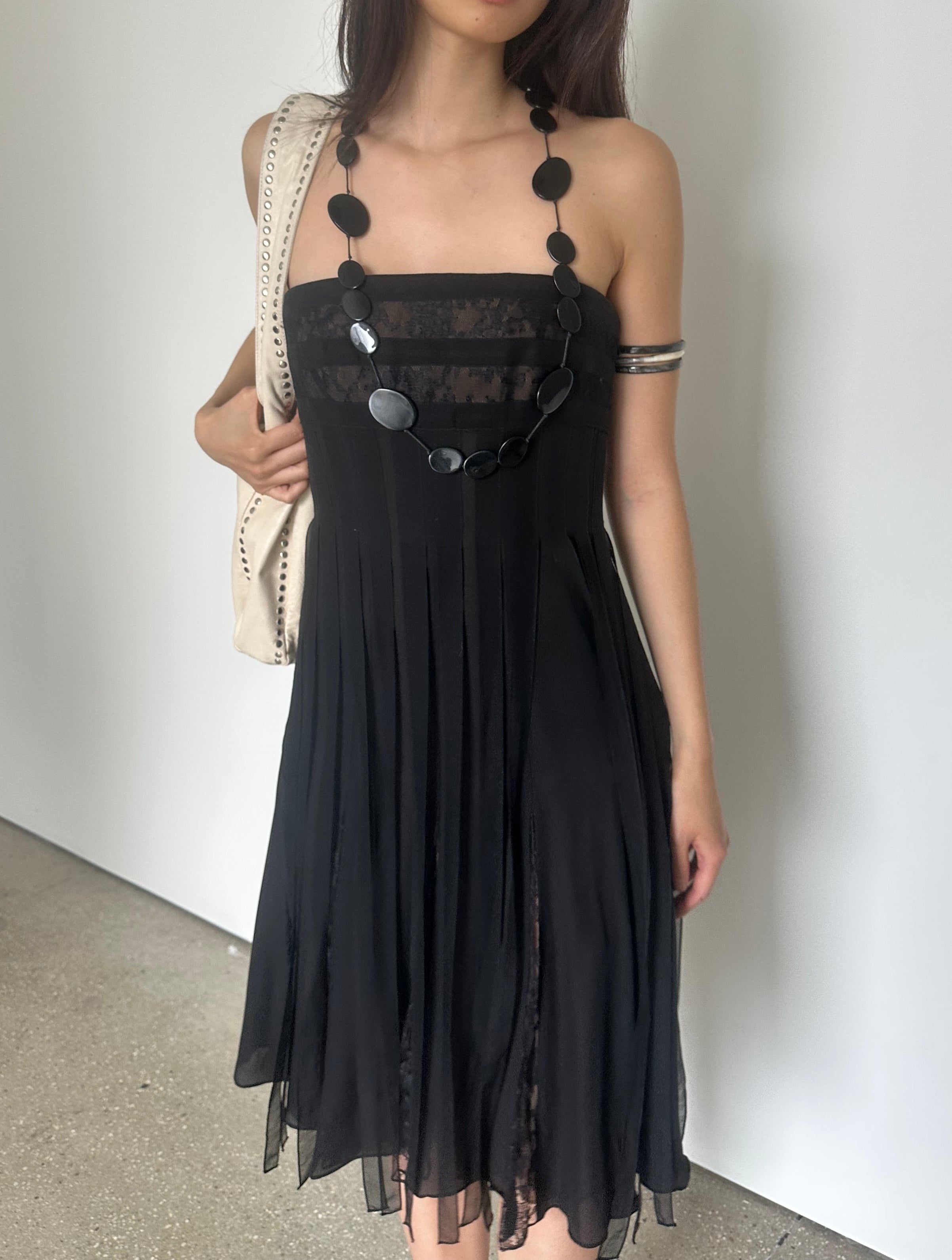 carmen marc valvo silk dress