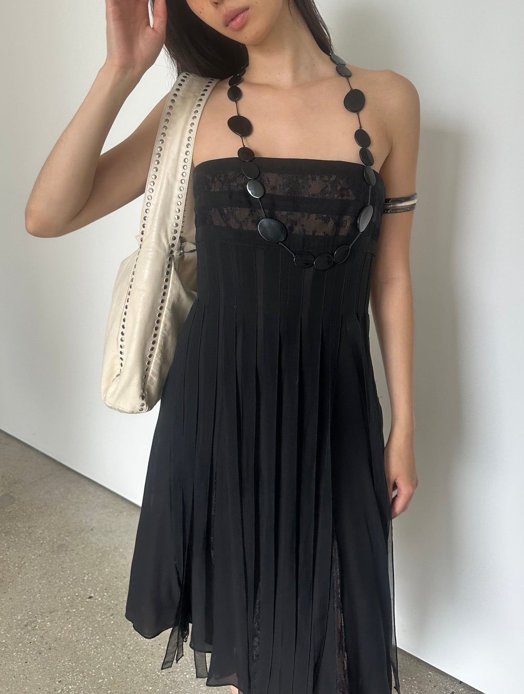 carmen marc valvo silk dress