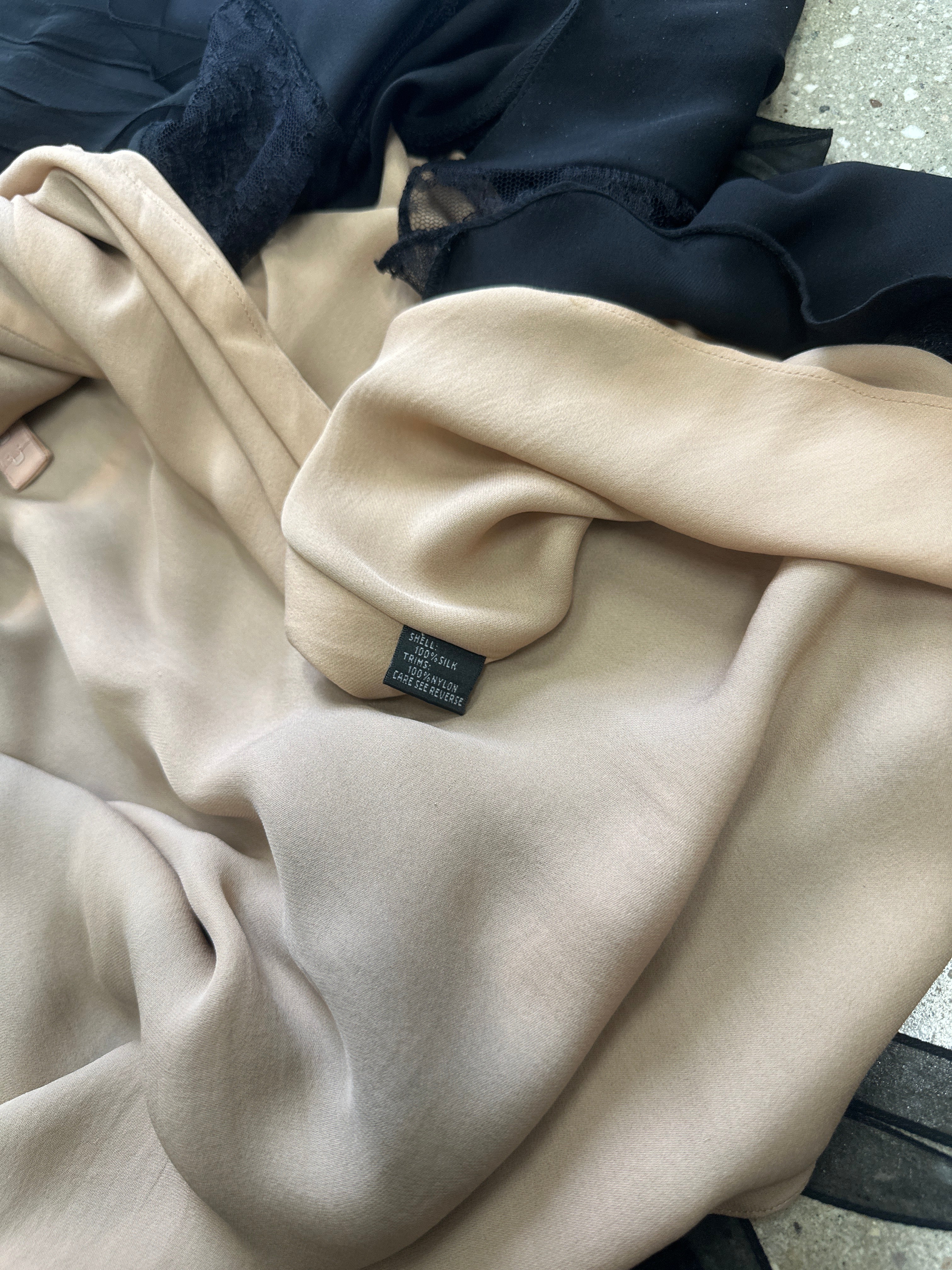 carmen marc valvo silk dress