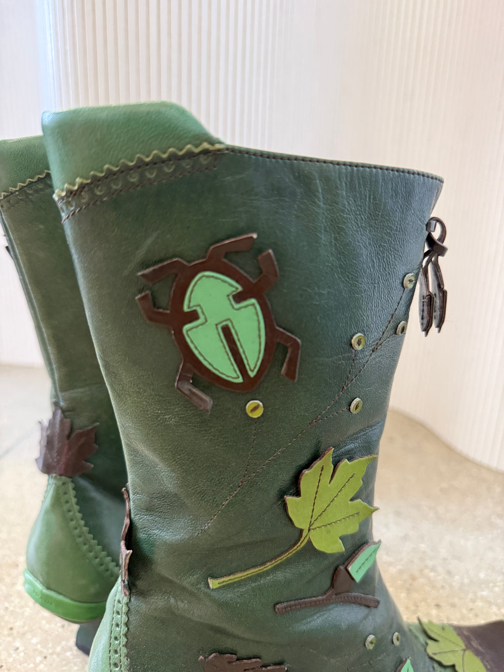 Prada f/w 1999 green leaf boots 36.5