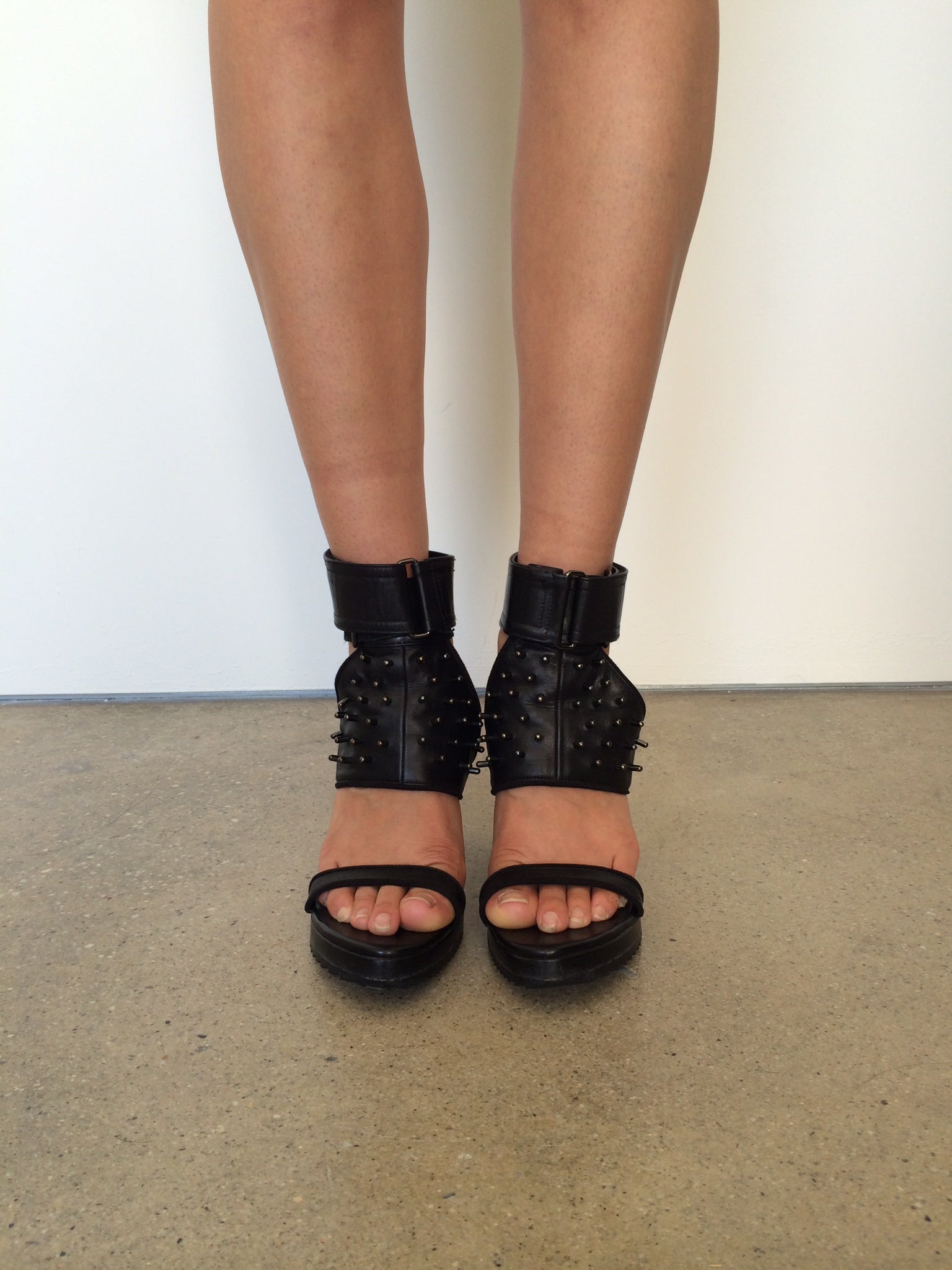 mihara yasuhiro sculptural studded heels size 8