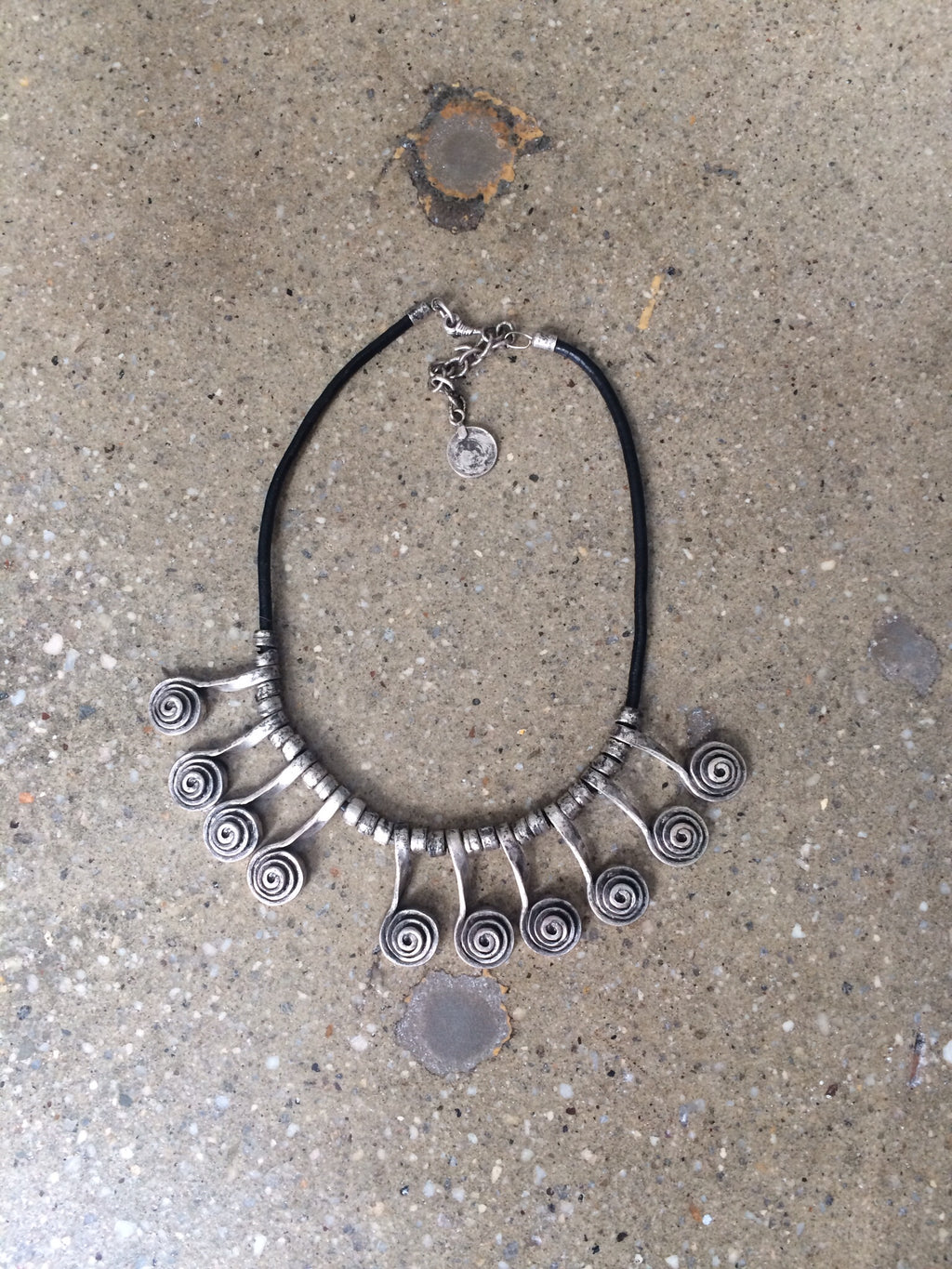 vintage swirl necklace
