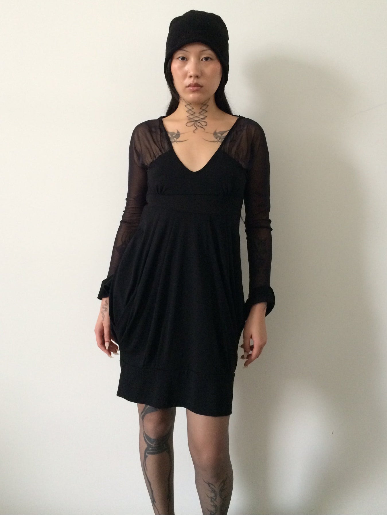 vintage long sleeve backless dress