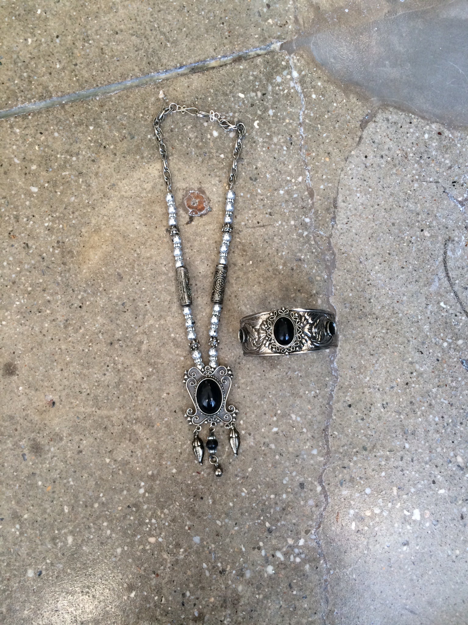 vintage cuff & necklace set